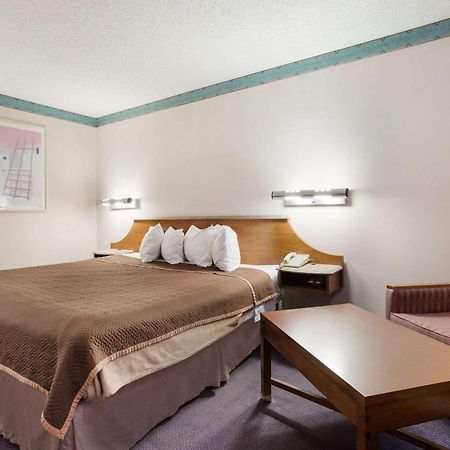Rodeway Inn Gallup Ngoại thất bức ảnh