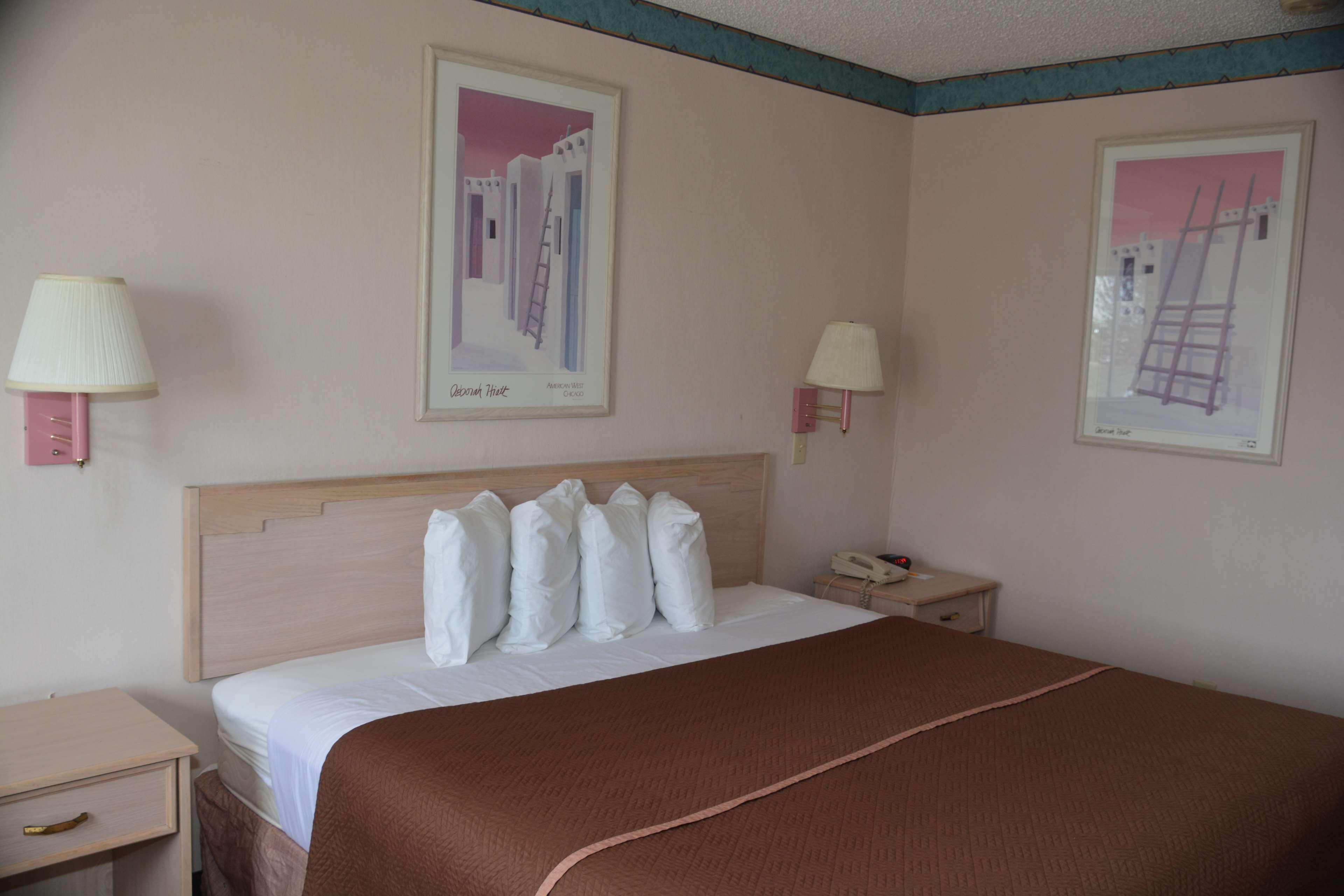 Rodeway Inn Gallup Ngoại thất bức ảnh
