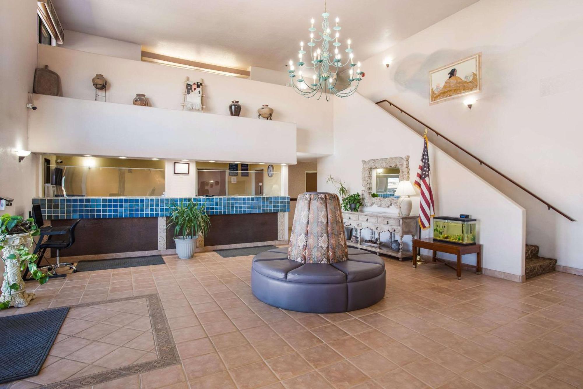 Rodeway Inn Gallup Ngoại thất bức ảnh