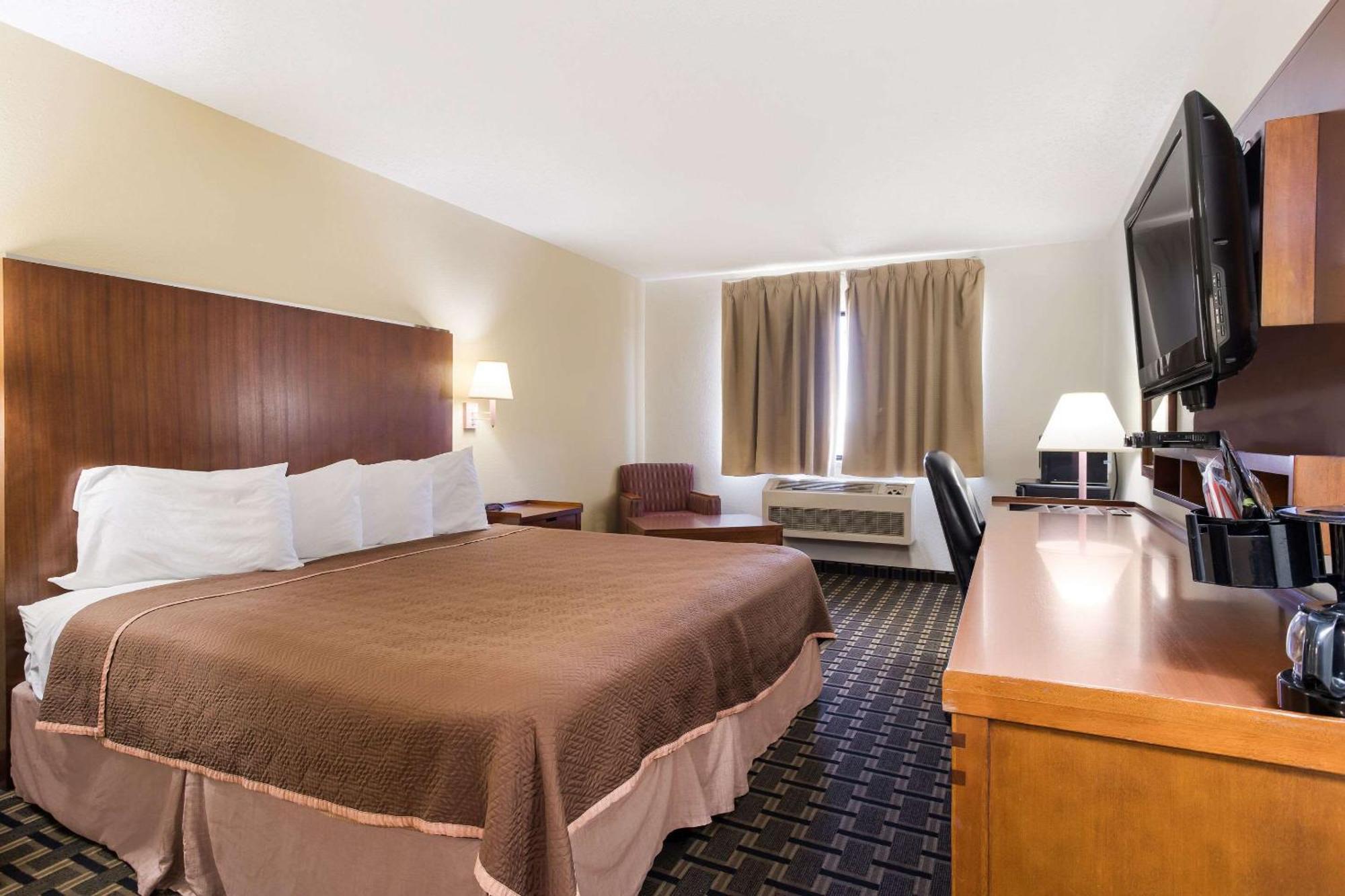 Rodeway Inn Gallup Ngoại thất bức ảnh