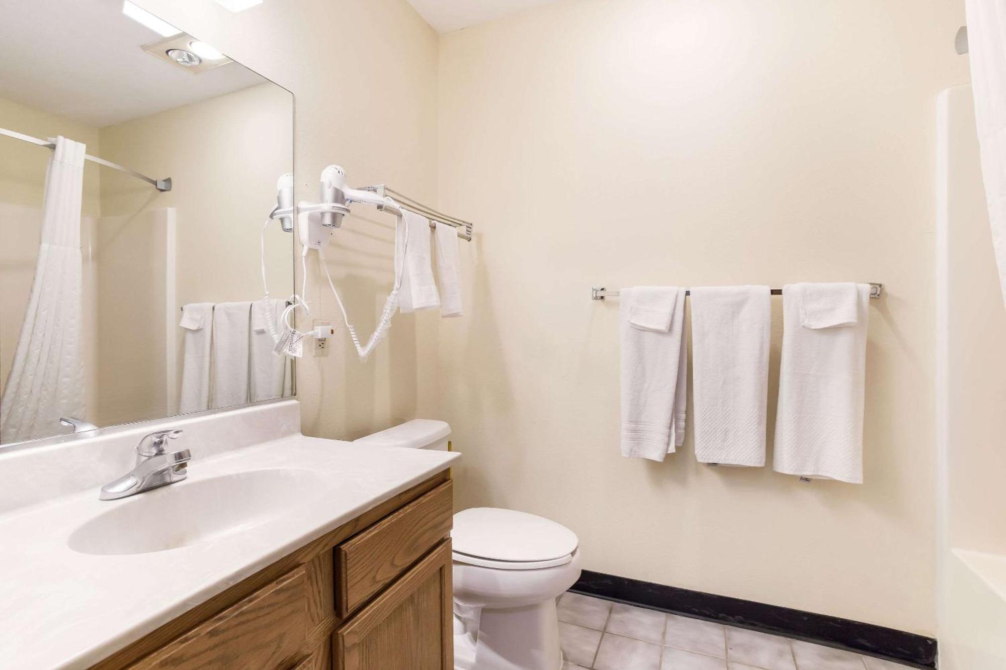 Rodeway Inn Gallup Ngoại thất bức ảnh